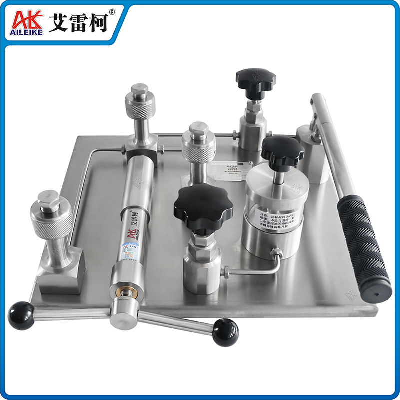 ALKT804液壓校準(zhǔn)臺