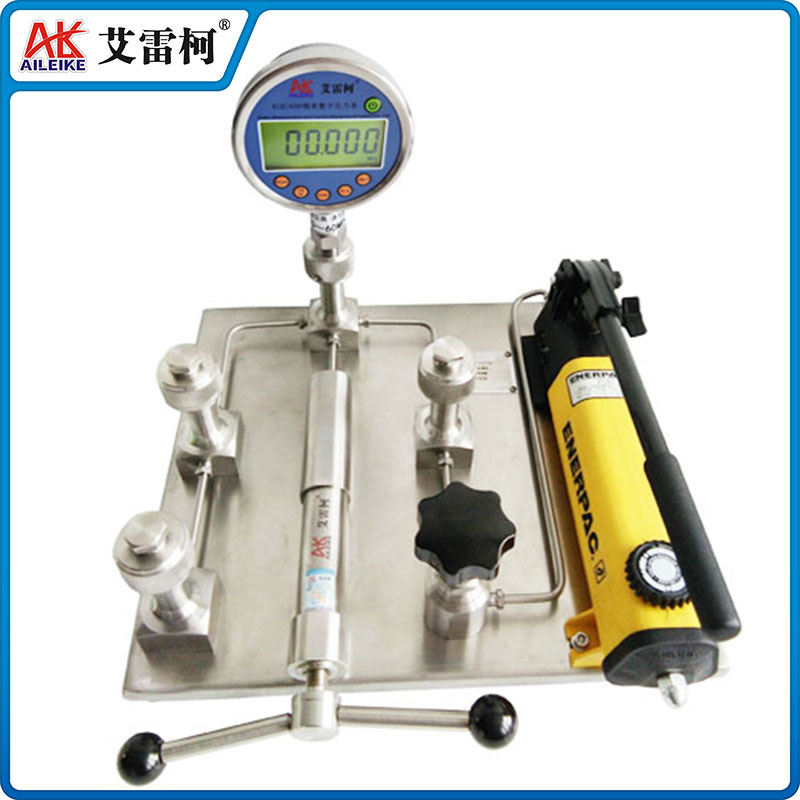 ALKT815TB 智能液壓校準(zhǔn)臺