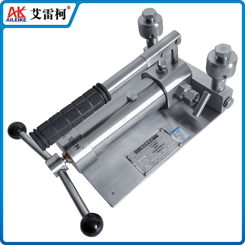 JDJYT-9900B 液壓校準(zhǔn)臺  